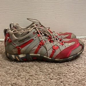Merrell Vibram Continuum Taupe/Red Performance Footwear Women’s Size 8.5